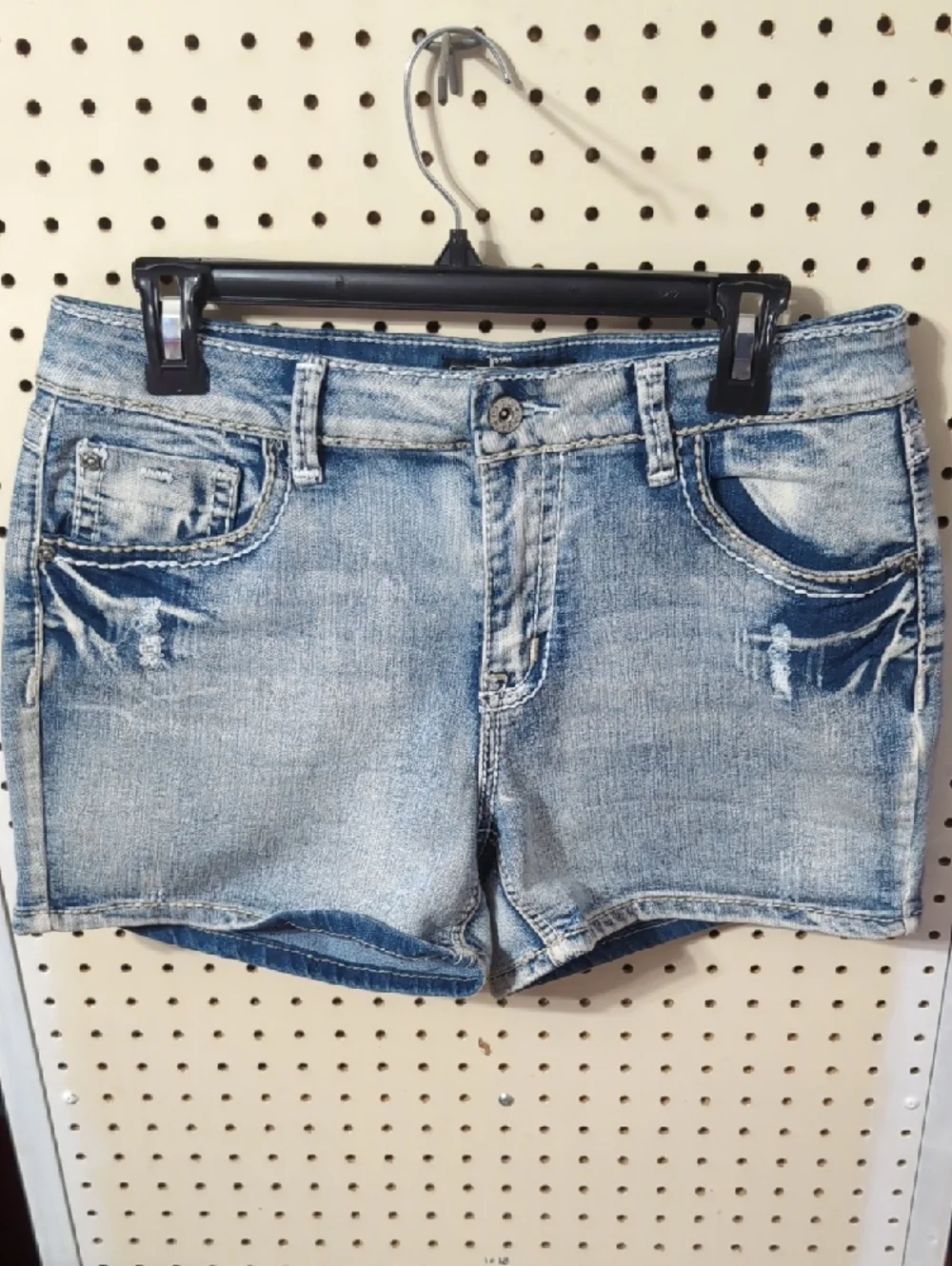 Mixed Shorts Bundle - Picture 7 of 9